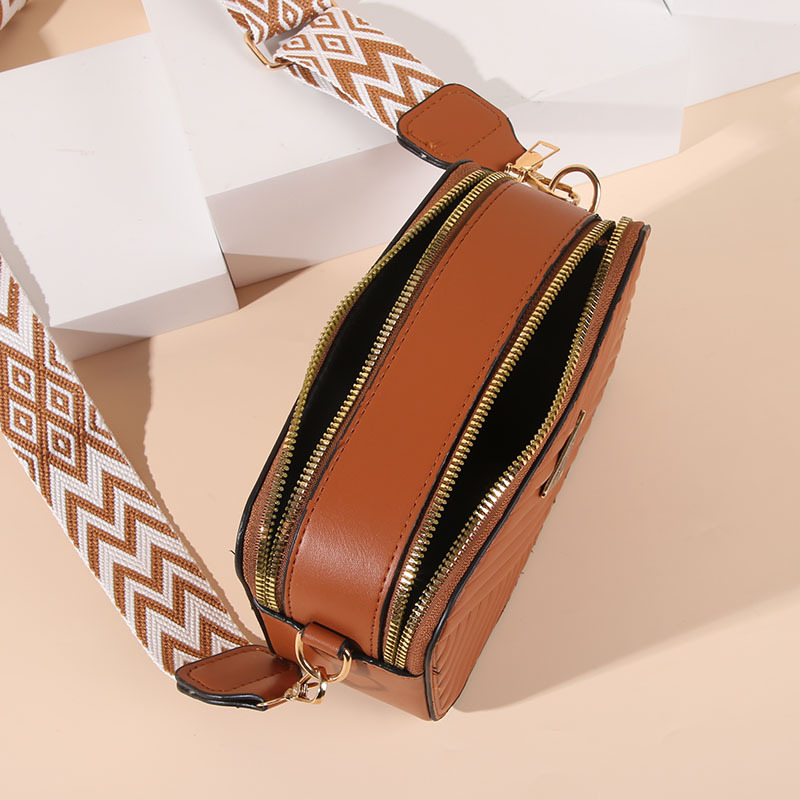 Picture of 2025 New Bag Women's European and American Style Distinctive Embroidered Shoulder Bag Summer Fashion Trendy Crossbody Bag Bags