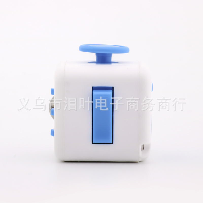 Picture of Cross-Border Decompression Rubik's Cube Infinite Magic Cube Finger Decompression Dice New and Unique Vent Toy Fidget Cube