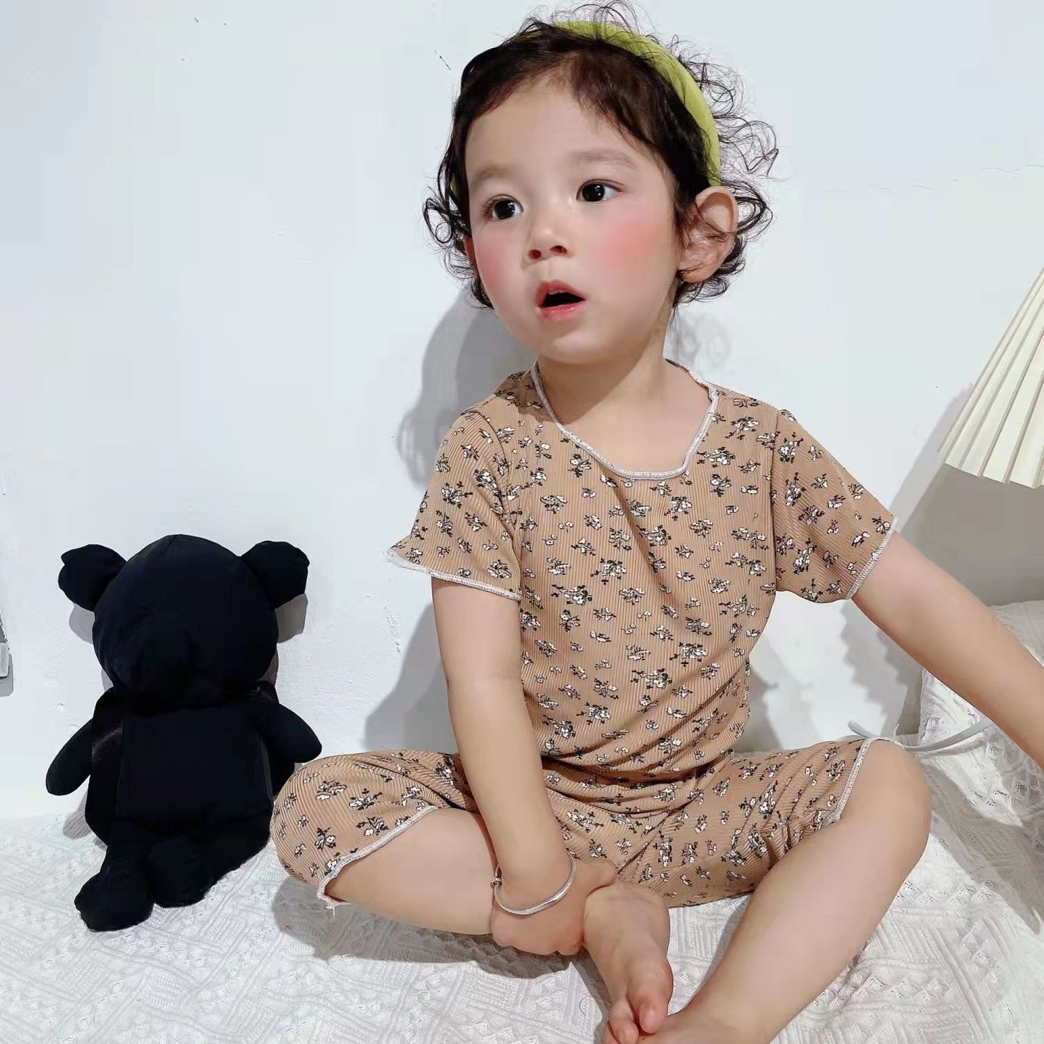 Children's pajamas Ice Silk Summer New Girls' Outfit Short-sleeved Floral suit Summer Two-piece Set
