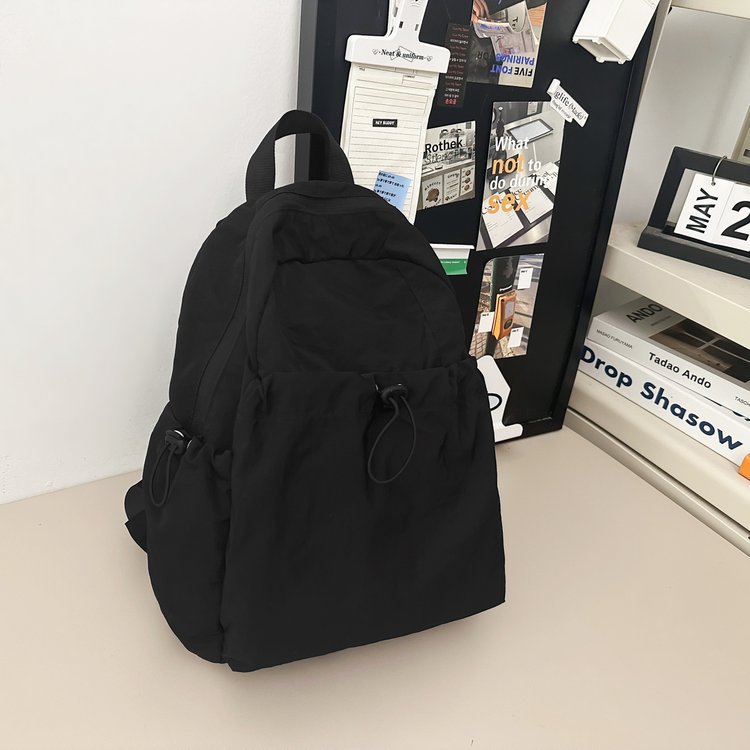 Picture of Japanese Style Solid Color Pleated Nylon Backpack Men's 2024 New Arrival Large Capacity Lightweight Casual Travel Backpack Computer Bag