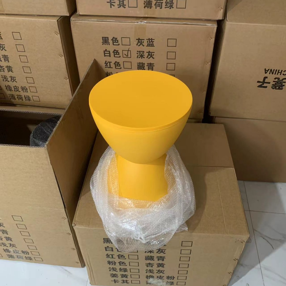Picture of Prince Stool Nordic Style Plastic Round Stool Fashionable Simple Low Stool Simple Modern Adult Household Shoe Changing Children's Meal Stool