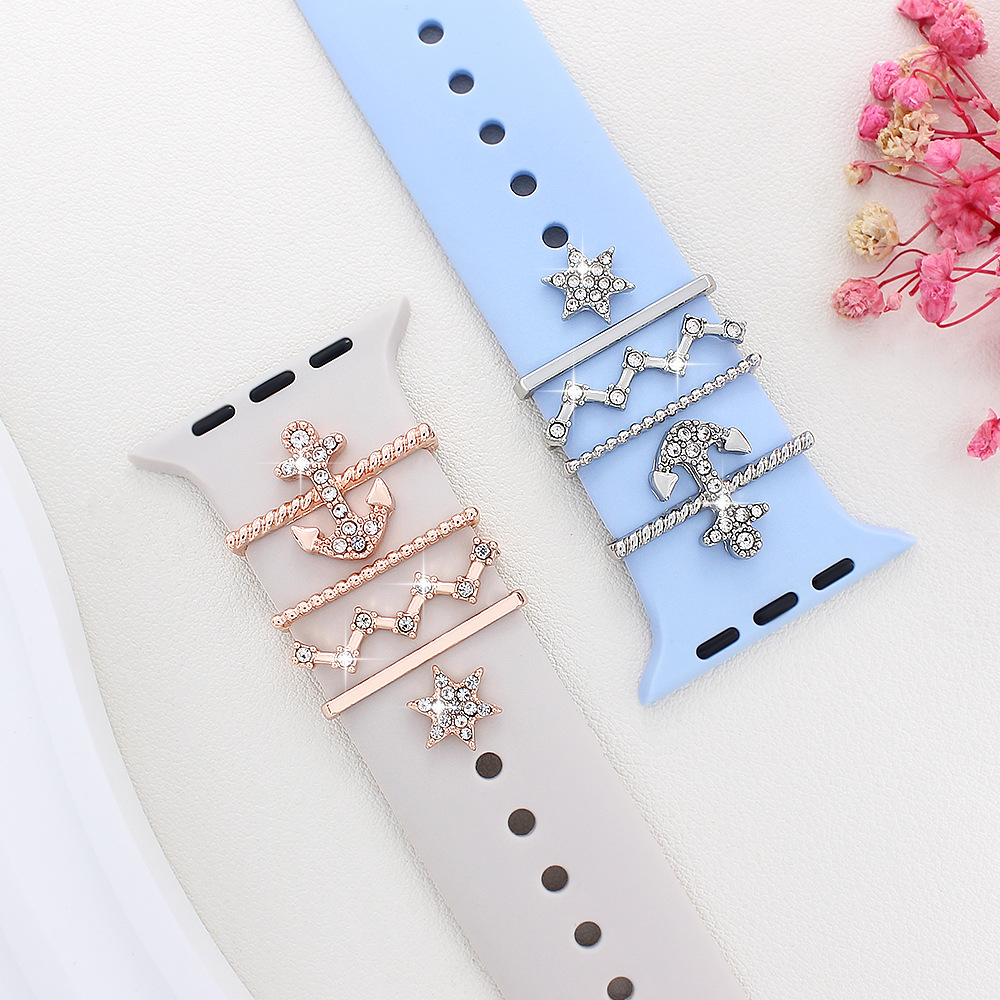 Applies to Apple Watch Watch Universal Silicone Strap with Diamond Arrow Decoration