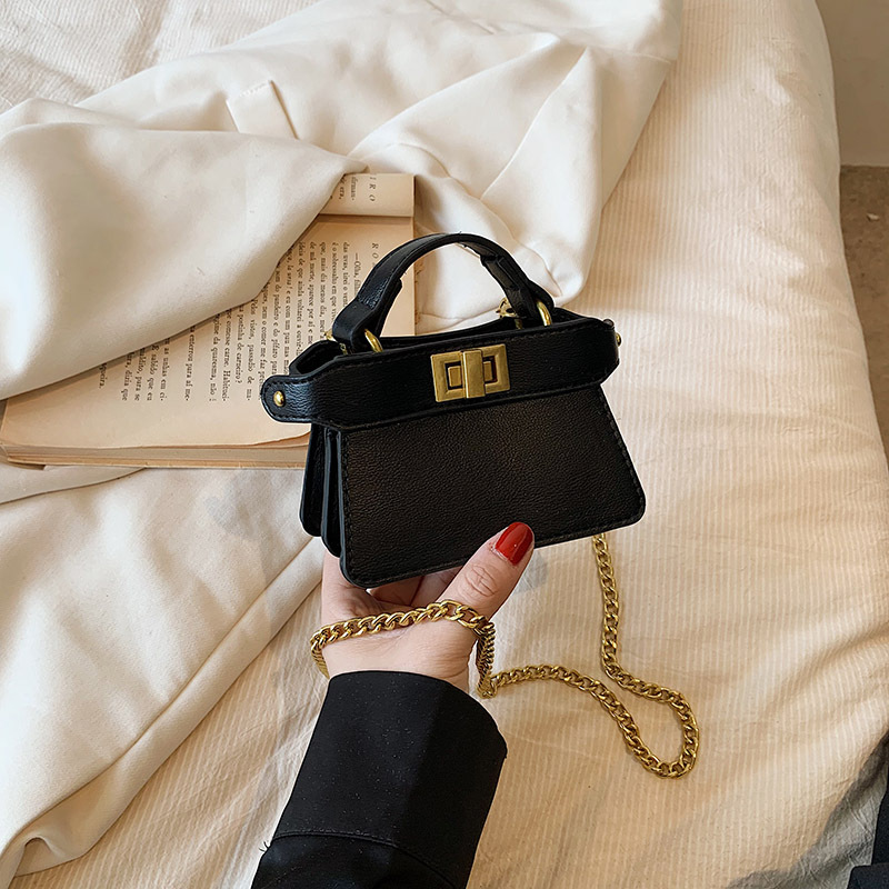 Picture of 2023 new cross-border small popular online catwalk with double-sided lock portable diagonal chain lipstick bag