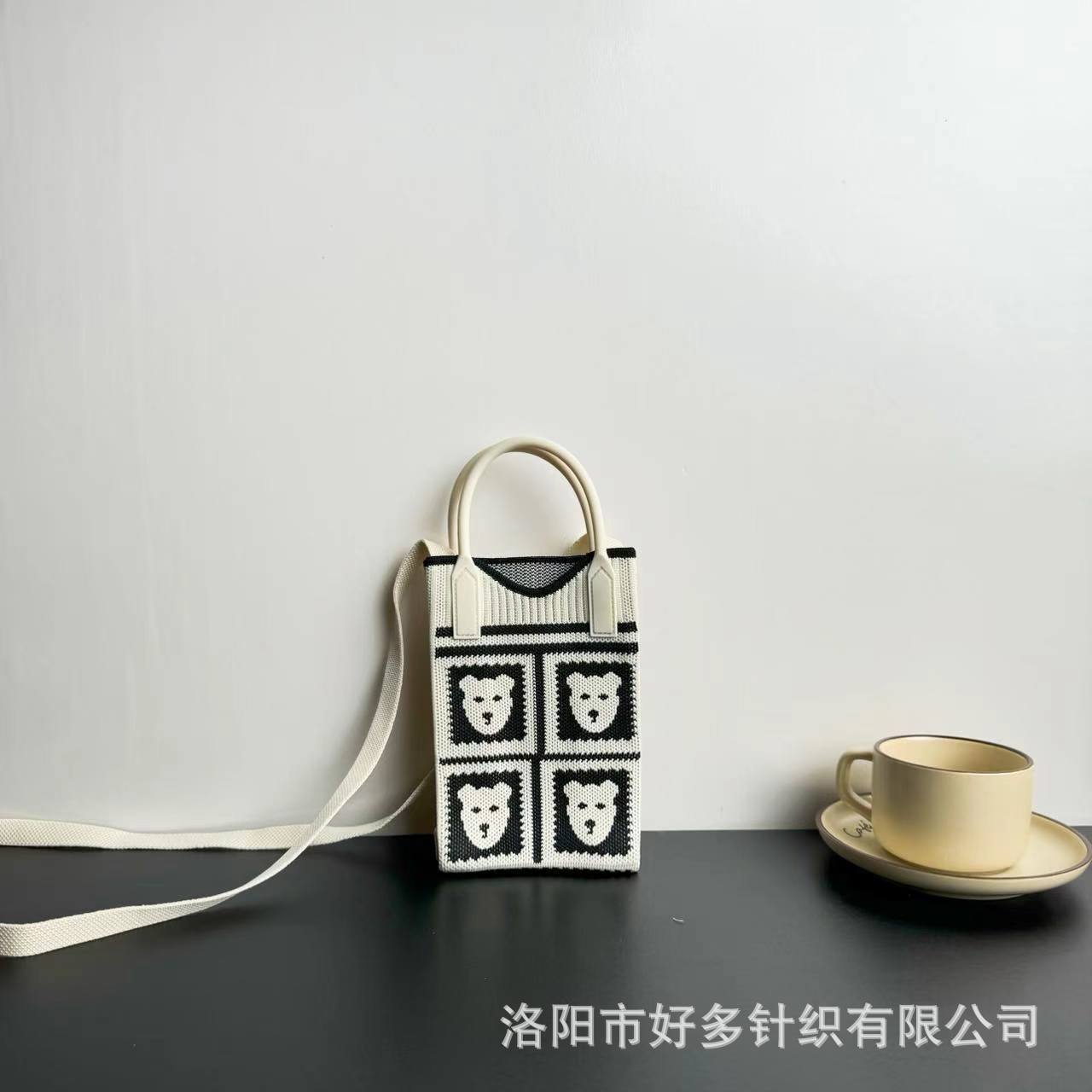 Picture of Advanced Sense Ins Mobile Phone Bag New Cartoon Knitted Bag Dopamine Niche All-match Crossbody Shoulder Bag Handbag
