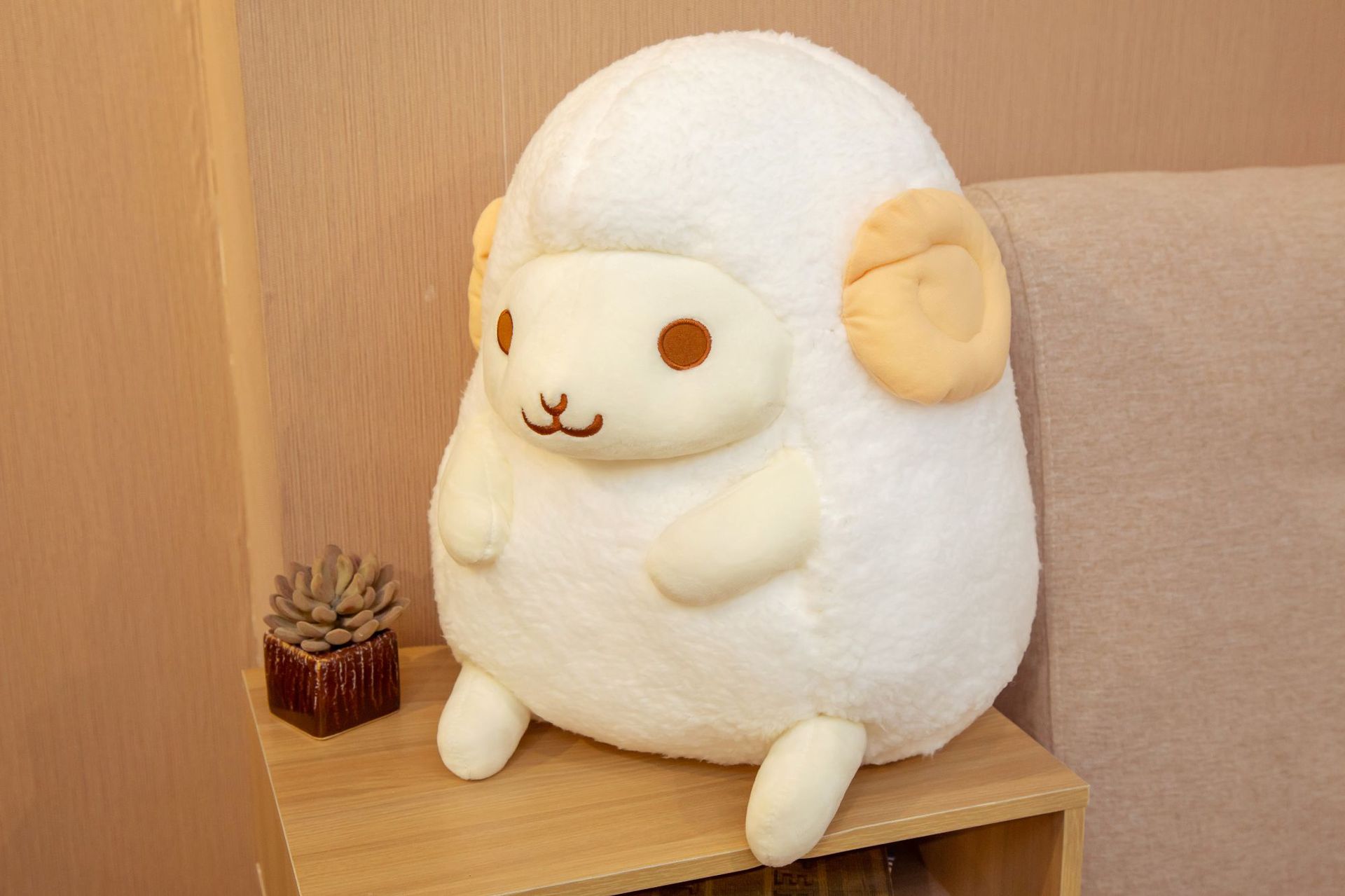 Picture of New Bubble Velvet Sitting Round Three-color Sheep Plush Toy Doll Cross-border Plush Toy Grasping Machine Doll