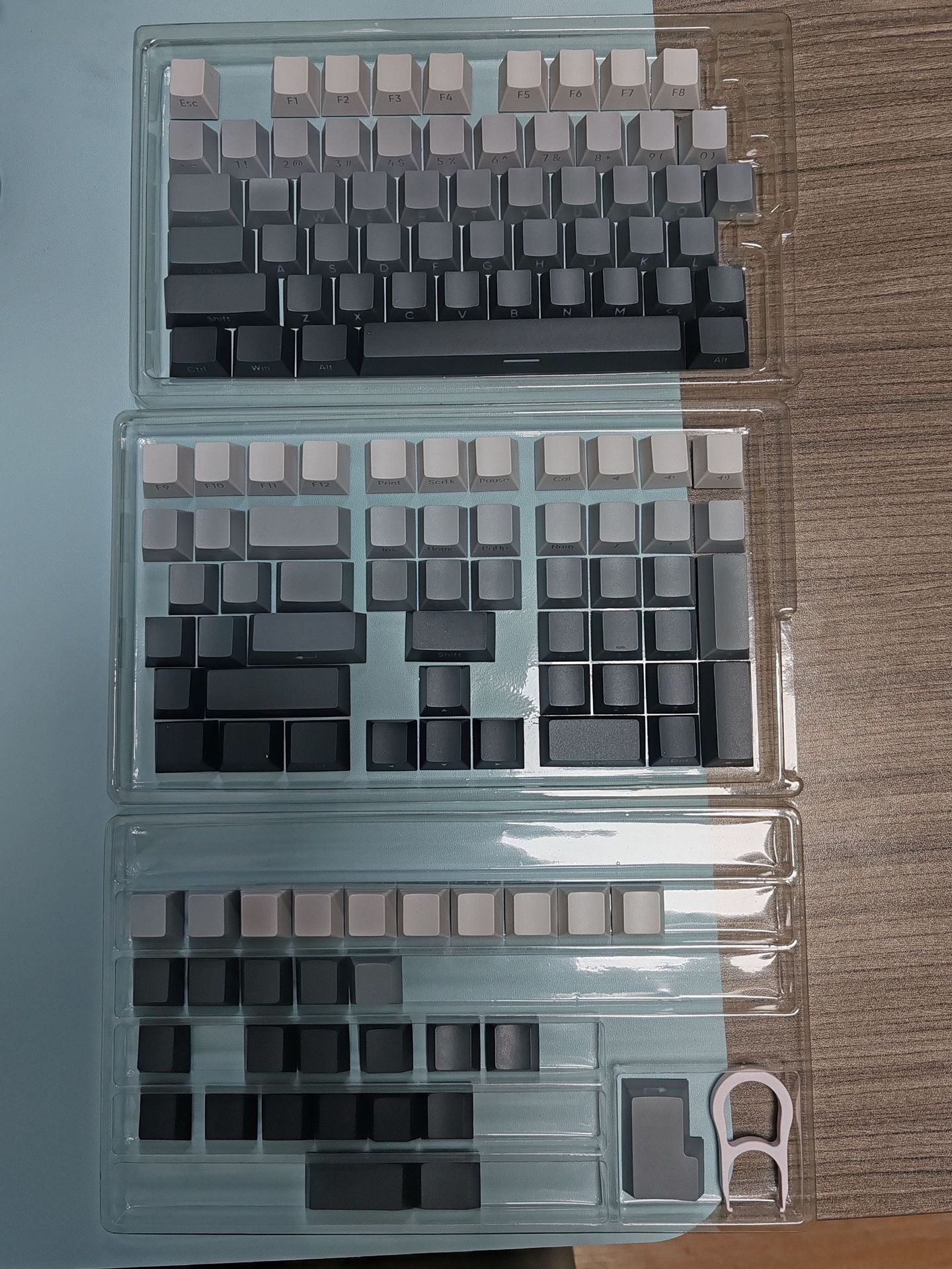 Picture of in stock gradient side engraved key cap transparent PBT original highly creative two-color customized universal key cap wholesale