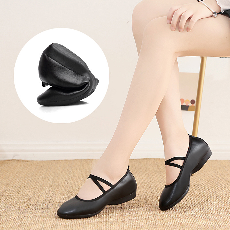 Picture of Cross-Border Export Square Dancer Shoes Soft Sole Adult Red Medium Flat Heel Four-Season Tbottomon Sole Professional Dance Shoes