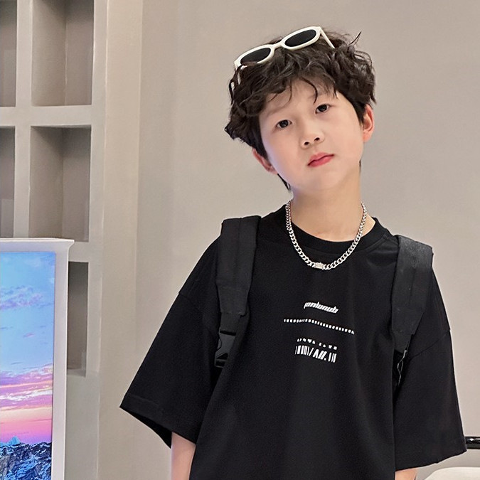 Picture of 2023 new boys' short-sleeved T-shirt cotton summer new medium and big children boys' summer clothes cool half-sleeved loose clothes t