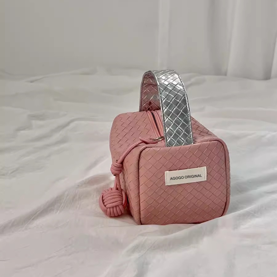 Original silver powder color matching woven pattern pillow new hand bag small bag portable cosmetic bag storage bag finishing bag