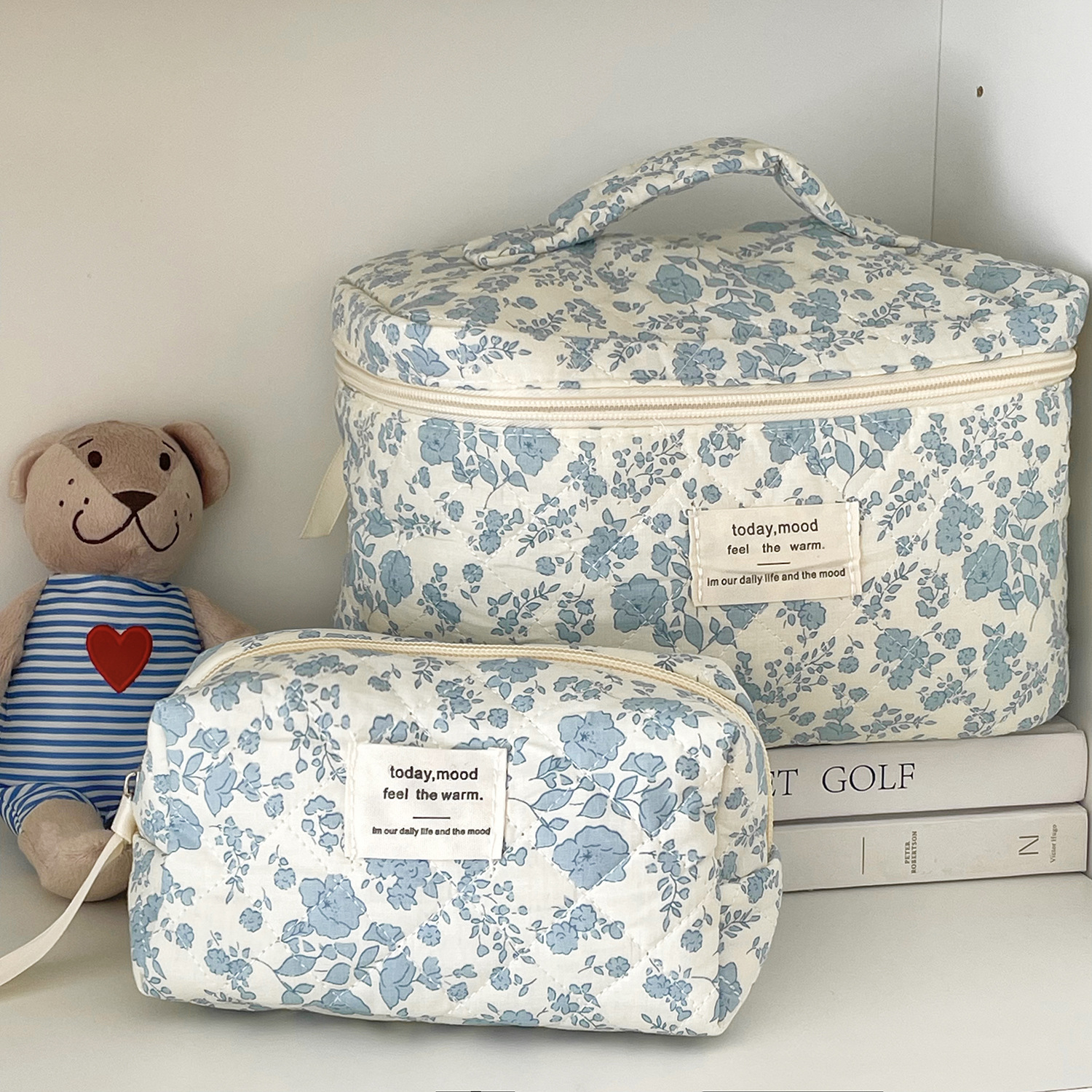 Blue Begonia Flower Cosmetic Bag Retro Student High-value Wash Bag Outgoing Portable Travel Storage Bag Octagon Bag