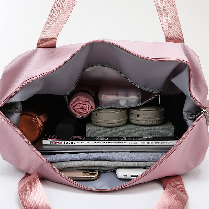 Picture of Wholesale New Travel Bag fashion casual fitness bag Korean style large capacity popular messenger bag scalable leisure bag