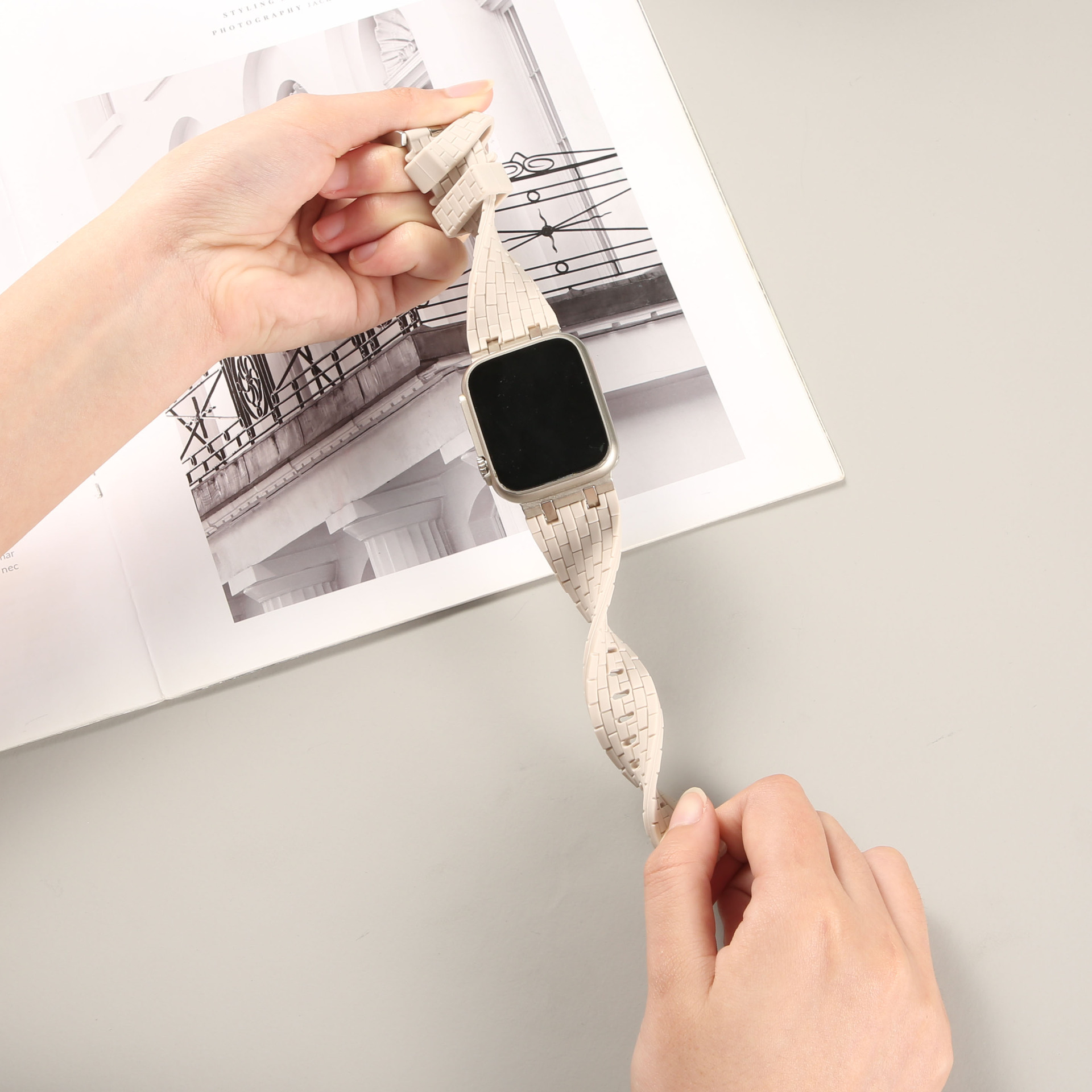 Picture of For Apple Watch Strap Rubik's Cube iwatchs10Ultra2 S946mm Zinc Alloy Silicone Strap Wholesale