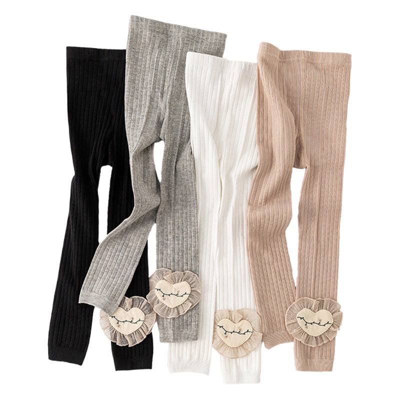 Girls' leggings spring and autumn children's pantyhose Chinese embroidery court Flower Branch baby ninth pants baby pantyhose wholesale