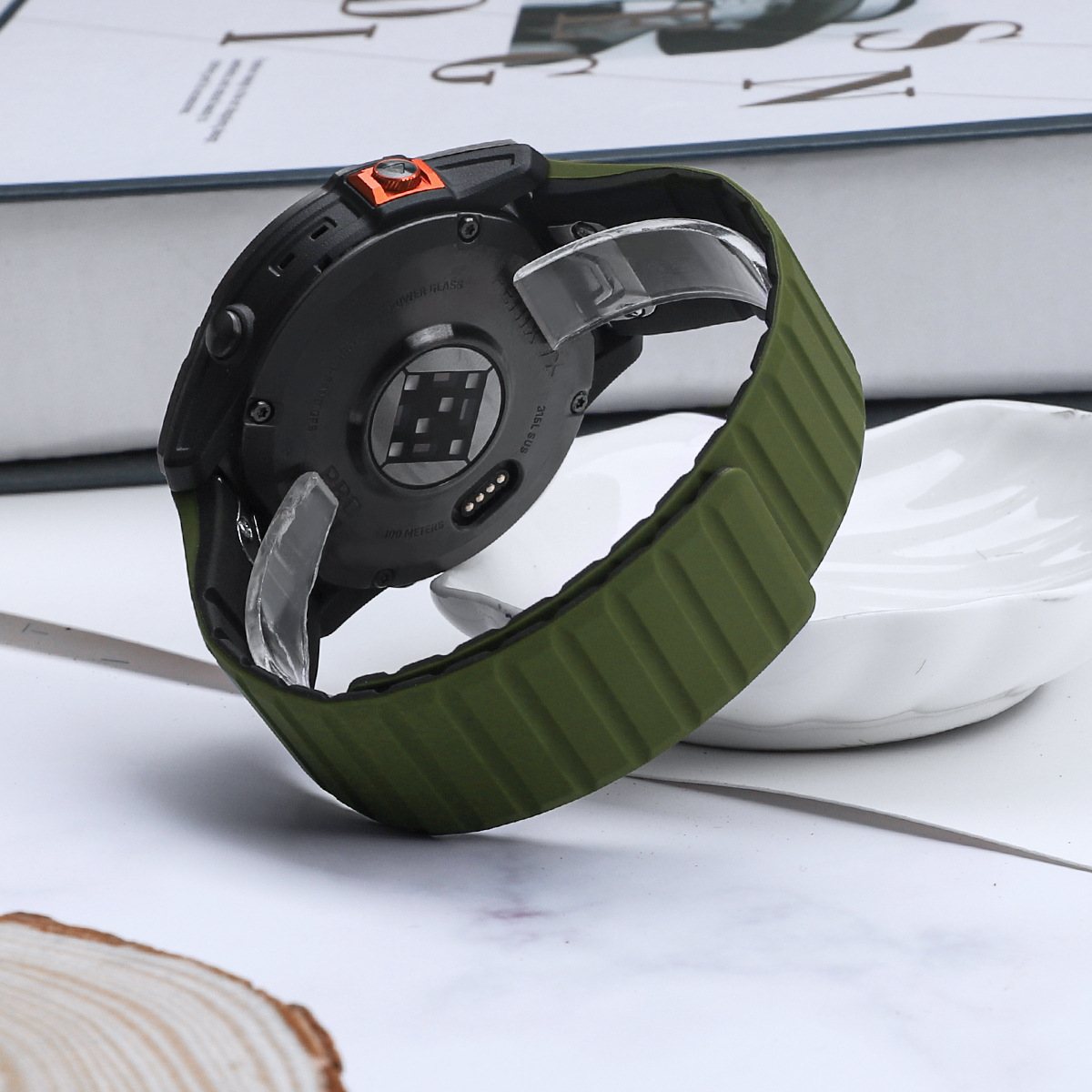 Picture of Suitable for Jiaming two-color silicone magnetic strap two-section 22MM26mm magnetic back ring contrast color watch strap wholesale