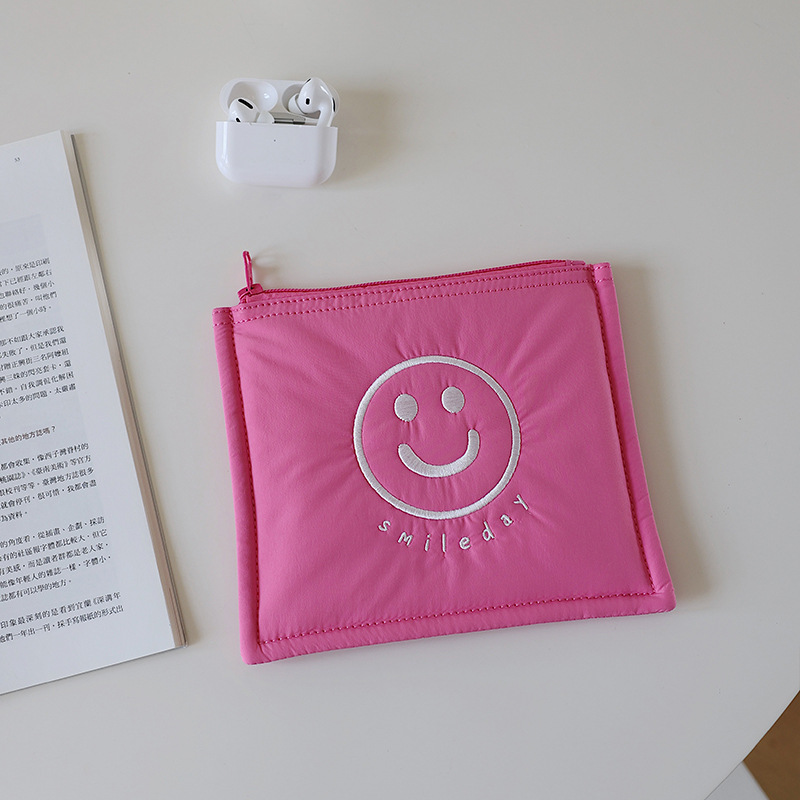 Picture of Korean Style Ins New Data Cable Storage Bag Simple Smiley Cosmetic Bag Portable Hand Bag Women's Cute Inner Bag