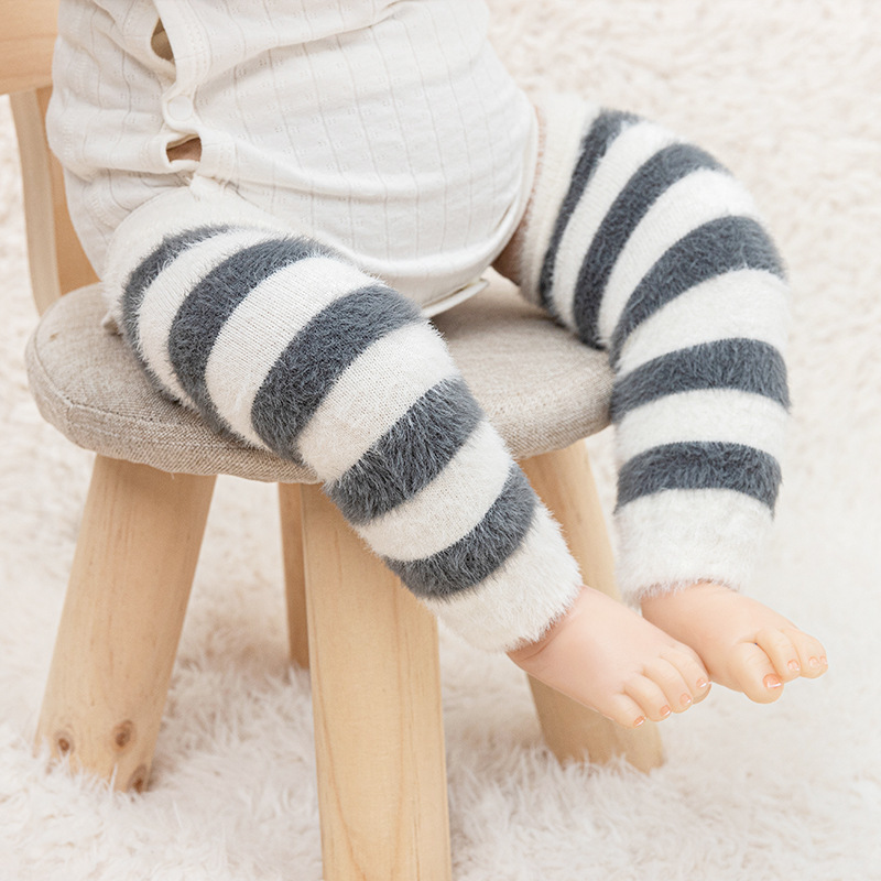 Picture of Baby's Leg Socks fleece-lined Thickened Warm Autumn and Winter Children's Knee Protecting Arm Mink Stocking Neonatal Leg Socks