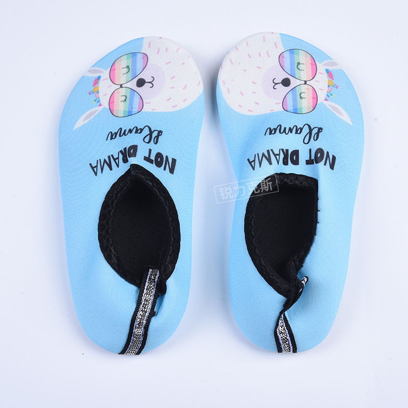 Picture of Cartoon Children's Beach Shoes Hard Sole Wading Shoes Diving Equipment Snorkeling Shoes and Socks Barefoot Swimming Shoes Diving Socks Quick-drying