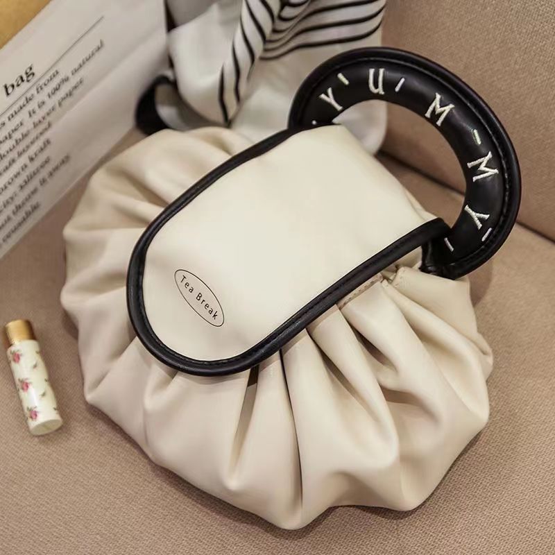 Picture of High-value Cosmetic Bag Wash Bag Large Capacity Waterproof Portable Storage Bag Oversized High-end Light Luxury Niche Travel Bag