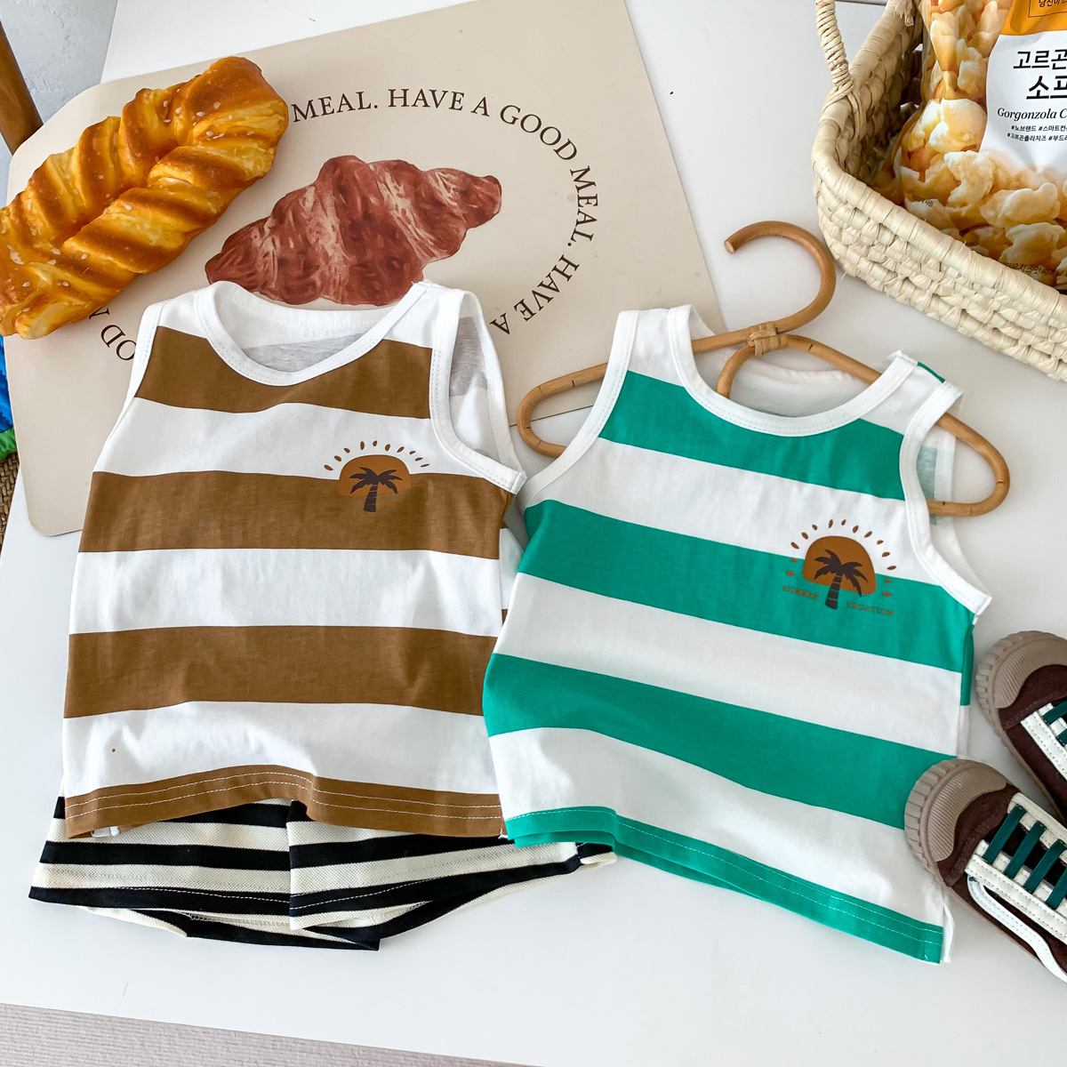 Picture of [Clearance style no refund or exchange] South Korea children's clothing summer striped printed vest top boys and girls sleeveless top