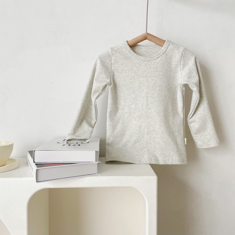 Picture of 2023 Children's Cotton Long-sleeved T-shirt Base Shirt Spring and Autumn Loose Solid Color Round Neck Sanding Top for Boys and Girls