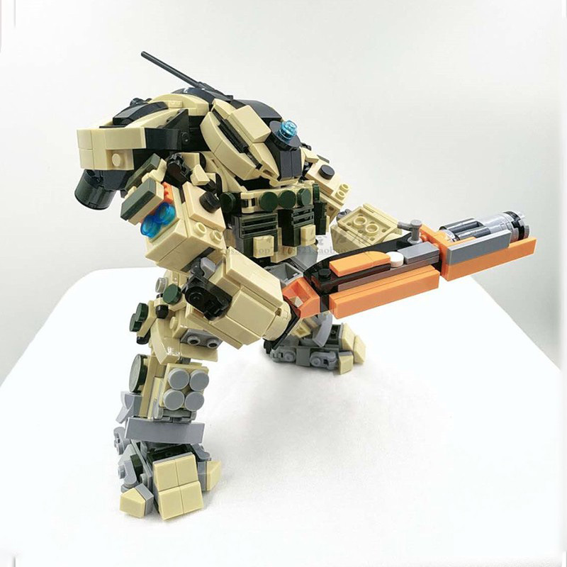 Picture of MOC compatible with LEGO Q flame Titans fall for LEGO set Desert mecha small particle assembly creative