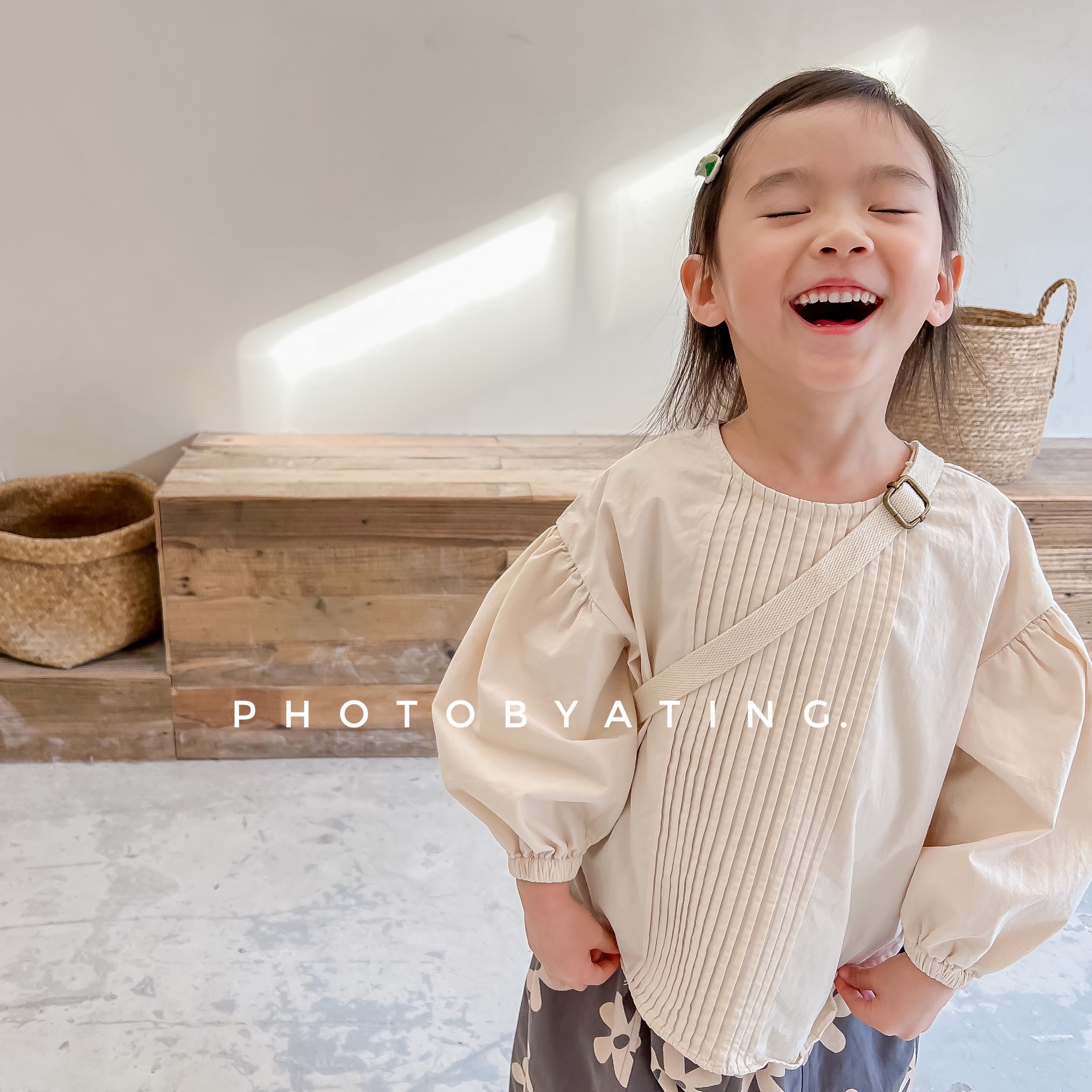 2025 New Autum Children's Clothing Girls Autum Korean Style Linen Cotton Puff Sleeve Shirt Shirt 122090