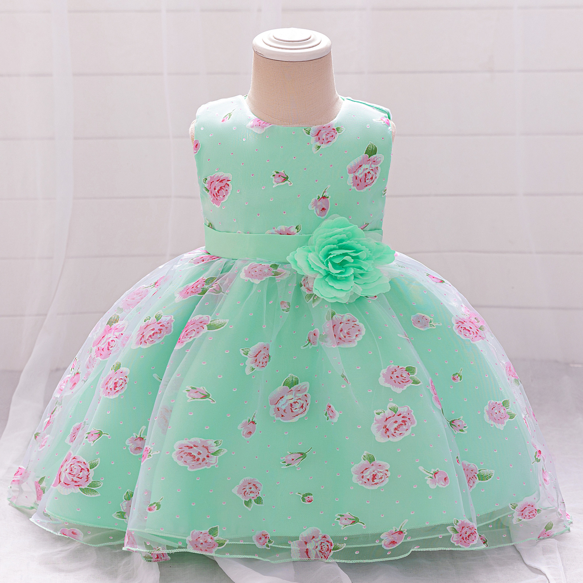 Picture of Wholesale Children's Dress 2025 European and American New Girls Dress Princess Dress Printed Flower Wedding Dress Catwalk Fluffy Princess Dress