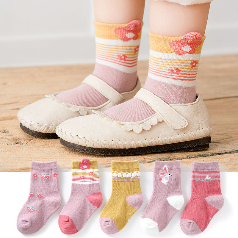 Picture of Winter polyester cotton boys' baby socks spring and autumn children's socks autumn and winter New cartoon Korean style girls' mid-calf children's socks