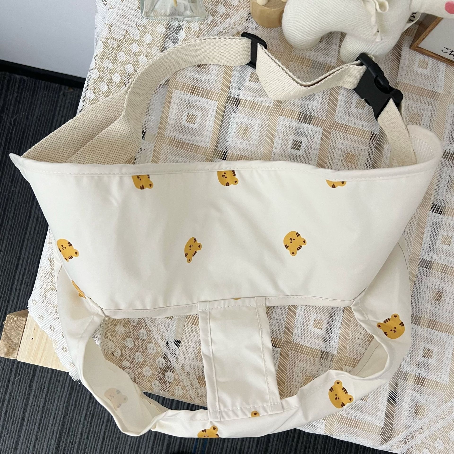 Picture of Ins Korean Style New Baby Portable Dining Chair Fixed Belt Baby Safety Strap Kidsren's Eating Out Artifact