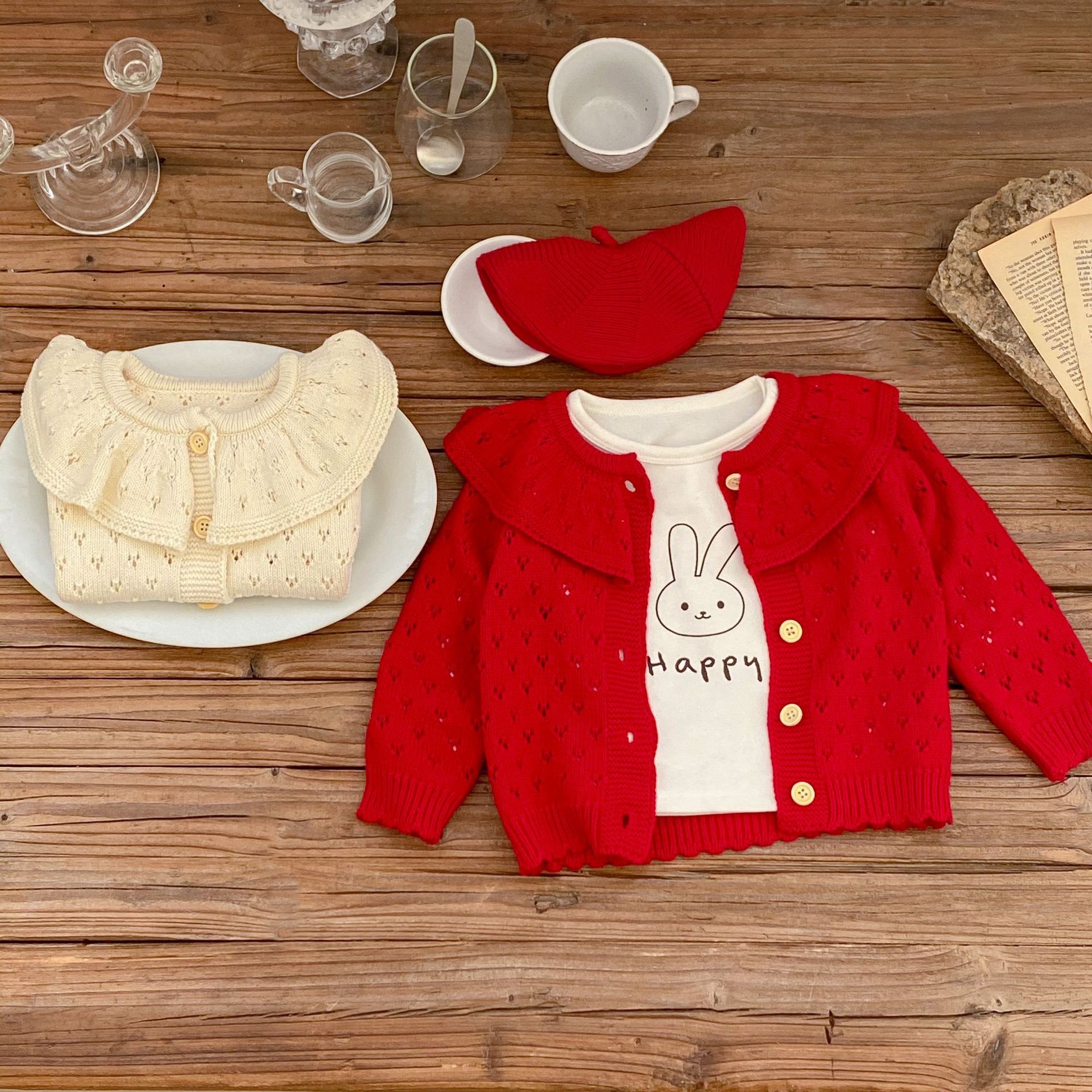 Picture of 2025 Autumn and Winter Style 0-3 Year Old Baby Girl Cotton Yarn Knitted Cardigan Lotus Leaf Collar Cut Out Long-Sleeved Sweater Jacket