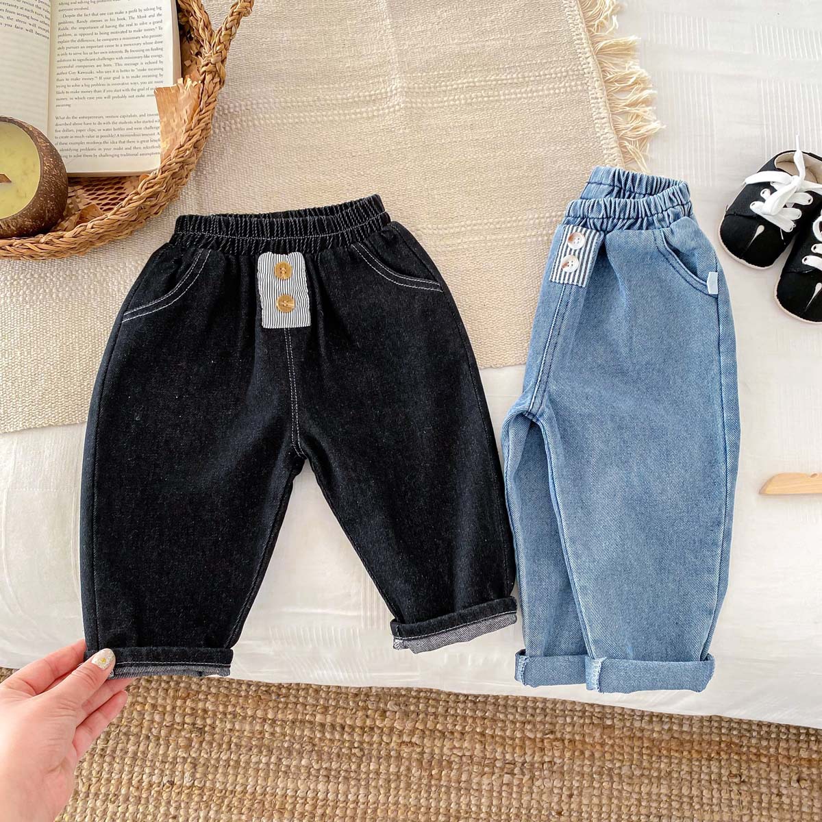 Picture of Korean style autumn children's solid color jeans baby boys' casual pants newborn baby simple trendy trousers