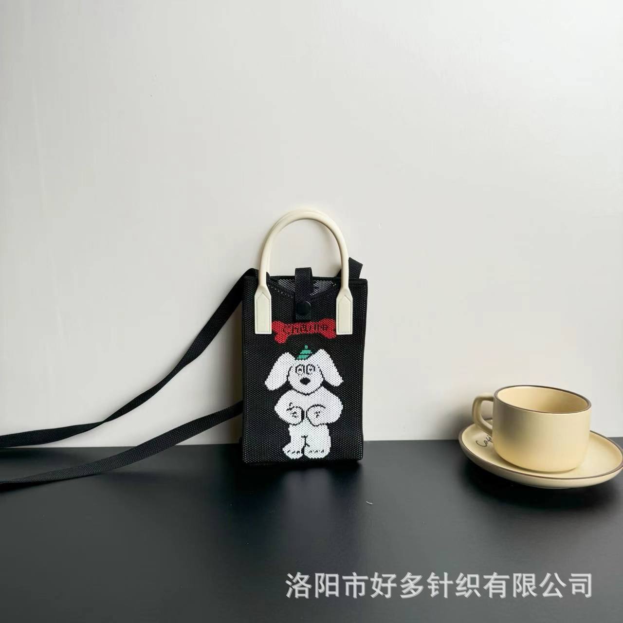 Picture of Advanced Sense Ins Mobile Phone Bag New Cartoon Knitted Bag Dopamine Niche All-match Crossbody Shoulder Bag Handbag