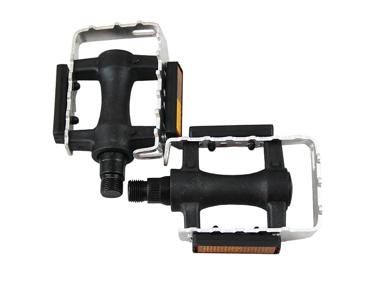 Picture of Mountain Bike Pedal Bike Equipment Pedal Dead Flying Pedal Semi Aluminum Pedal Universal