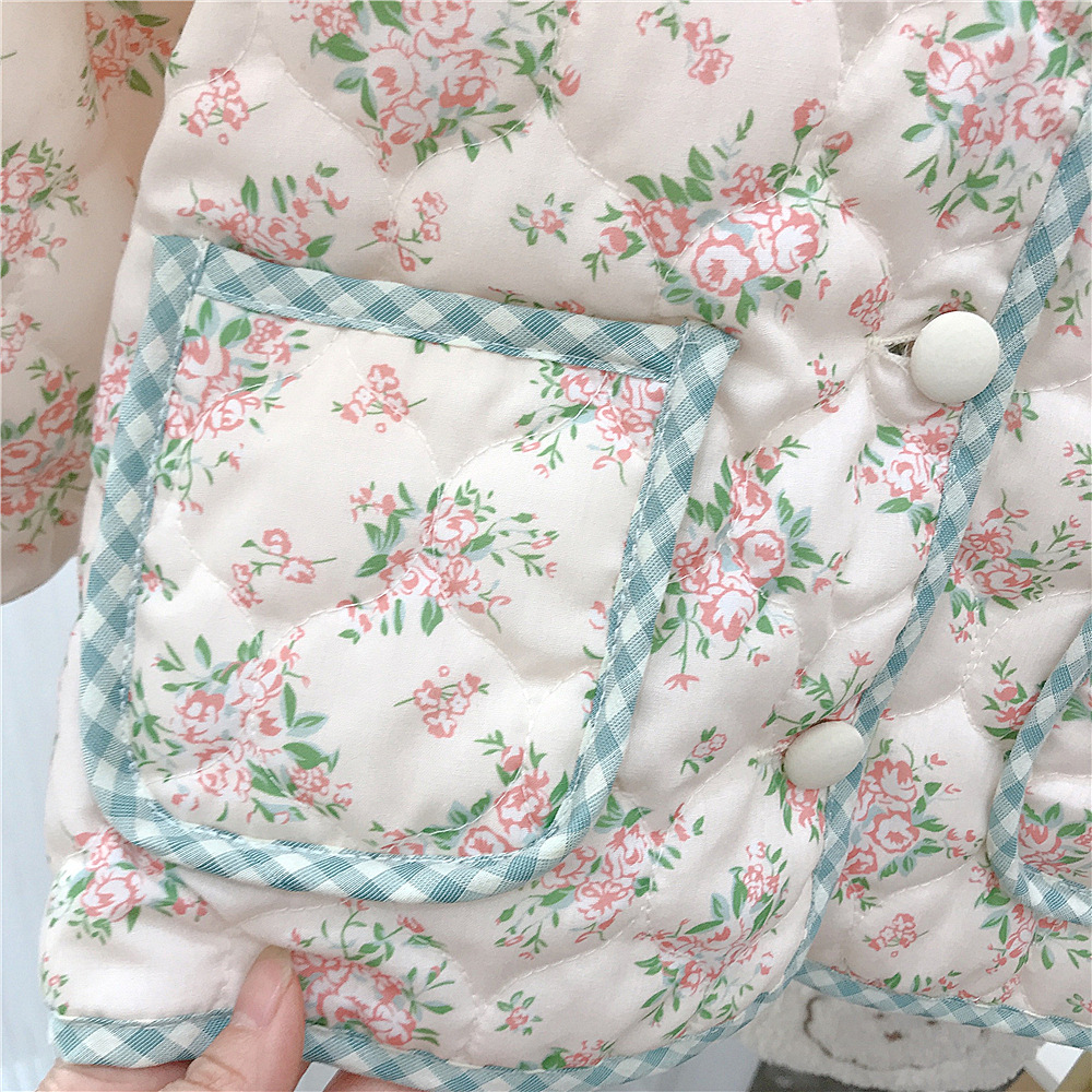 Picture of Girls' floral cotton-padded coat Winter Children's western style sweet large lapel quilted coat baby girls' warm cotton-padded coat foreign trade