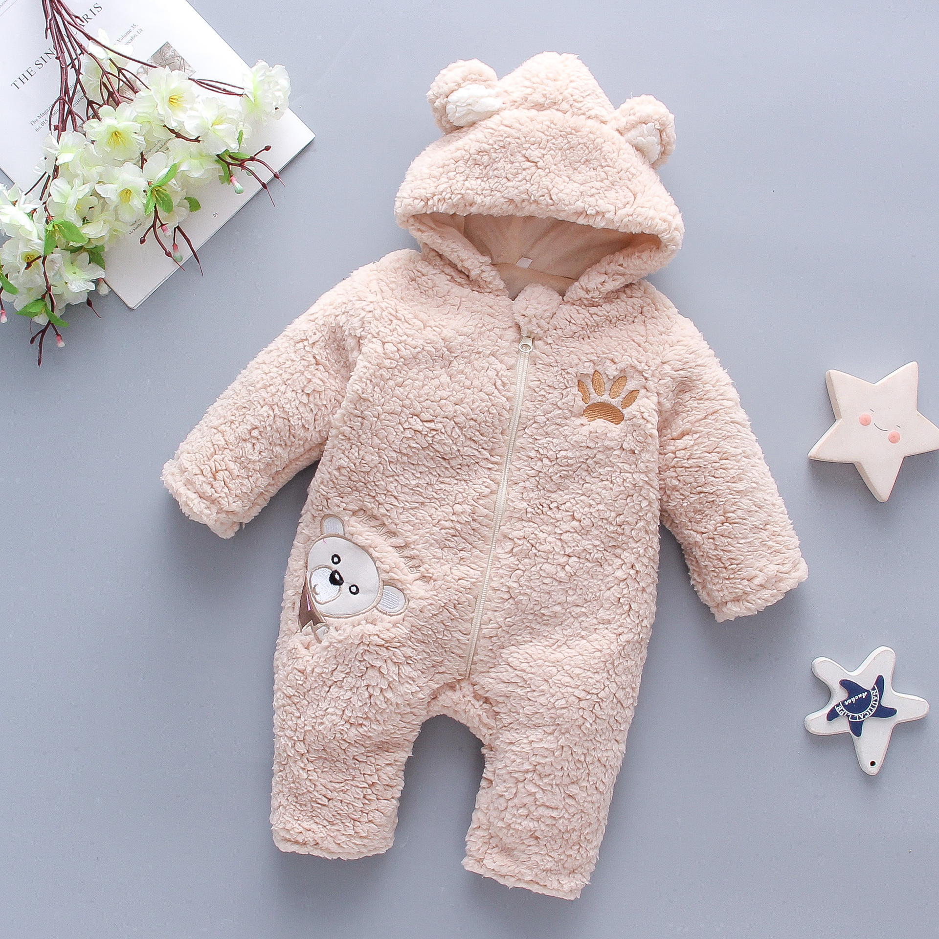 Picture of Baby Jumpsuit winter 2020 children's clothing New lamb fur cartoon bear embroidered thickened hooded romper