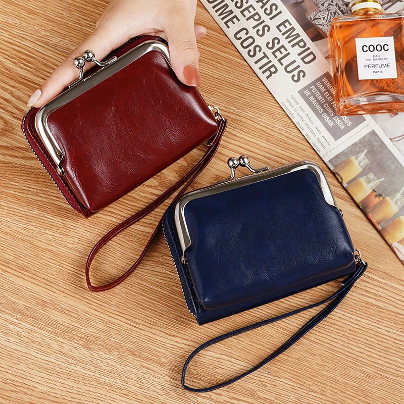 Picture of 2025 New Retro Style Clip Bag Personalized Mini Multi-Compartment Card Slot Card Bag Coin Bag Hand-Held Small Bag