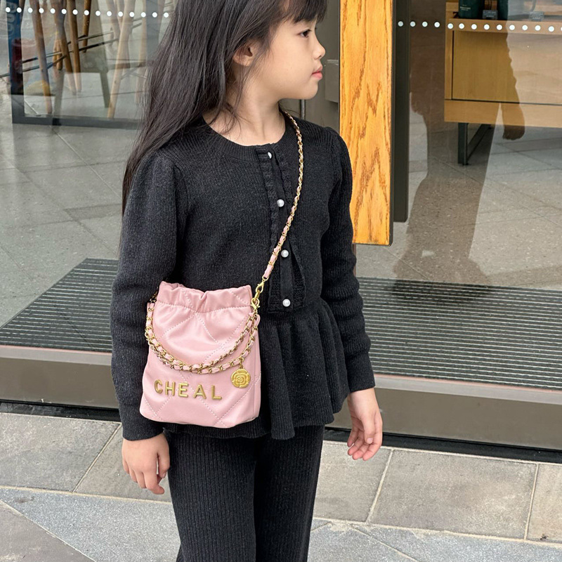 Picture of Children's Bag New Niche Retro Oilskin Chanel Garbage Bag Bucket Bag Diamond Plaid Chain Crossbody Bag Accessories Bag