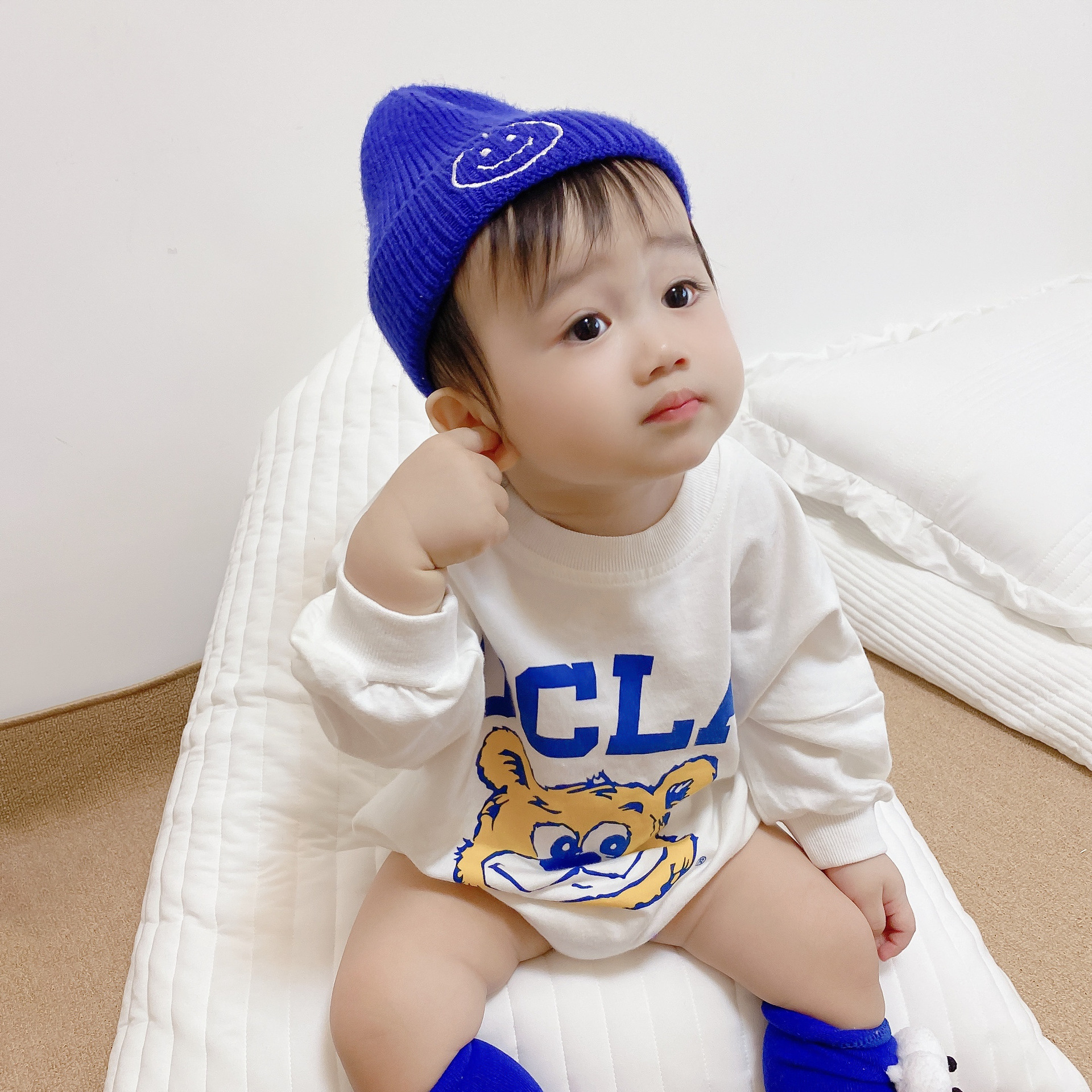Picture of nebeans2020 Autumn Baby Clothing Long Sleeve Triangle Hassel Climbing Suit UCLA Striped Bag Fart Suit