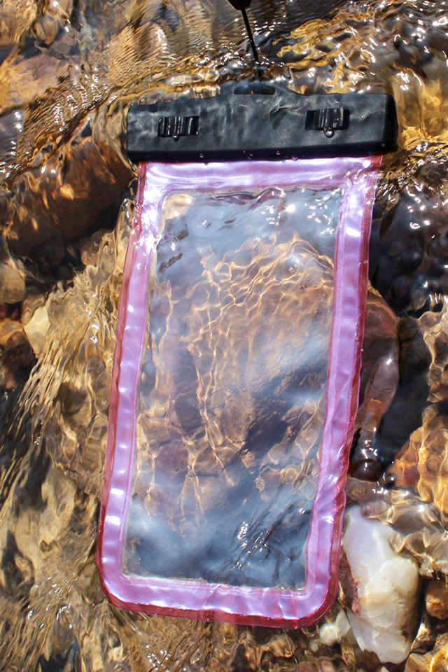 Picture of Large window smart phone waterproof bag PVC plastic clip sealing mobile phone rainproof storage bag large screen 7 inch screen Universal
