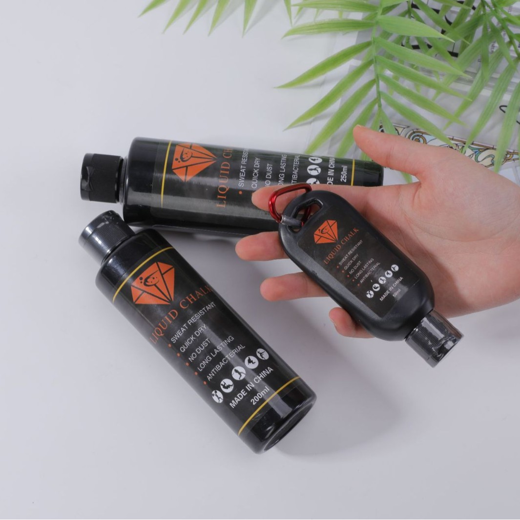 Picture of liquid magnesium powder gymnastics horizontal bar pull-up sports fitness rock climbing enhanced friction liquid magnesium powder training