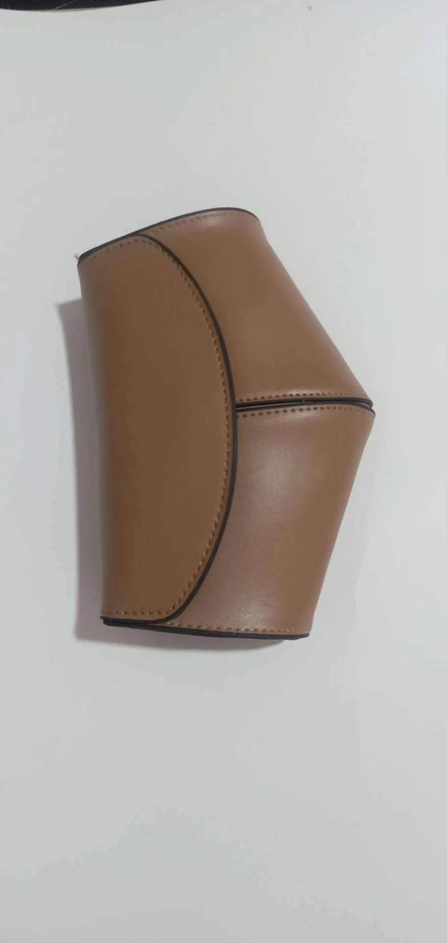 Picture of Spring 2023 Pu peach heart waist bag shoulder waist bag with magnetic buckle belt cosmetic bag factory direct sales