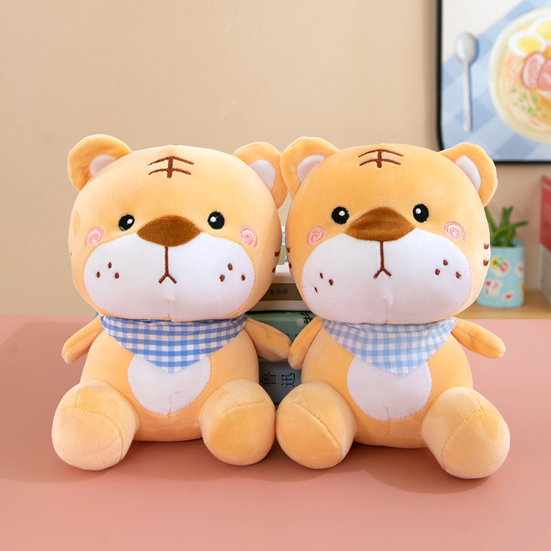 Picture of Factory wholesale eight inch grab doll 25cm down cotton plush toy doll machine doll wedding throw puppet