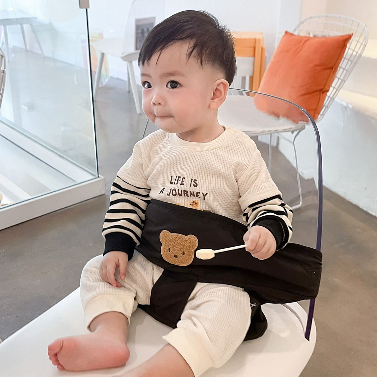 Picture of Ins Hanfeng New Baby Portable Dining Chair Fixed Belt Baby Safety Strap Children's Eating Out Artifact