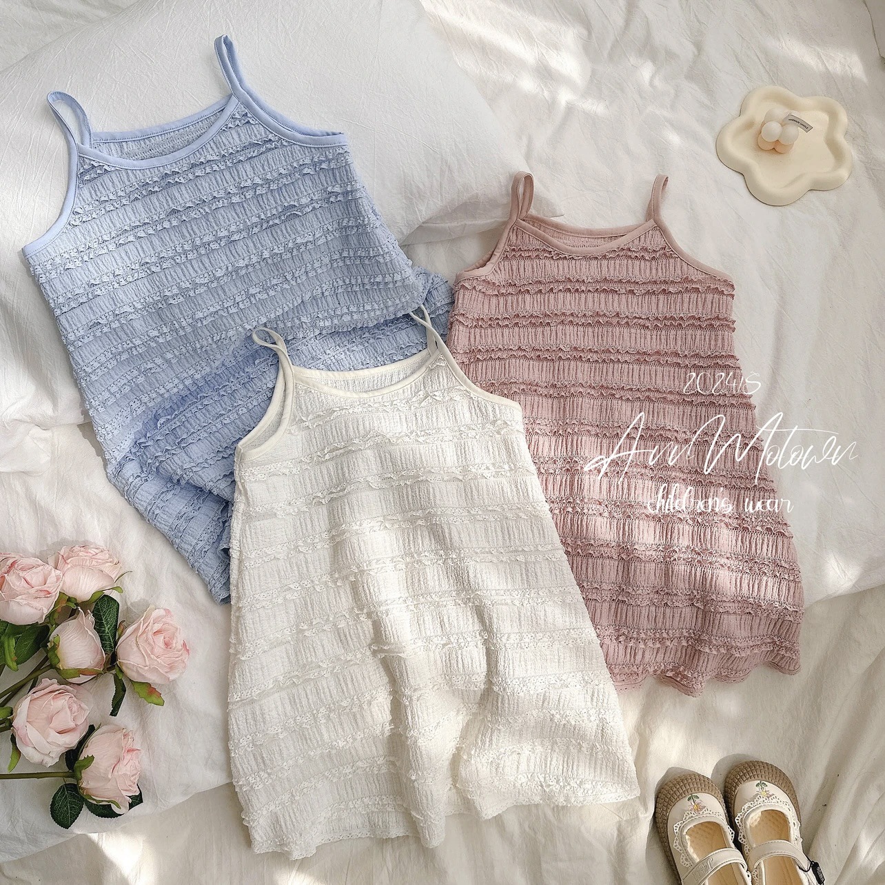 Girls dress 2024 spring and summer new Western princess style baby sweet children's solid color all-match suspender dress