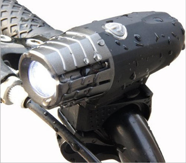 Picture of New 2256 bicycle light USB rechargeable headlight tail light mountain bike warning light 300 lumen headlight