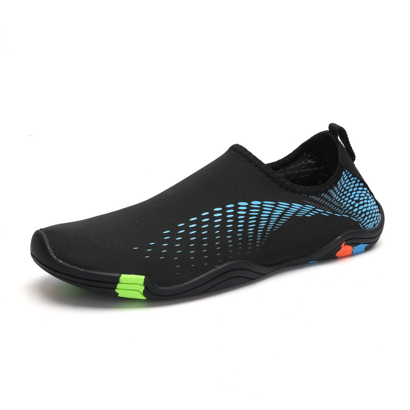 Picture of Couple beach shoes swimming shoes bare foot skin shoes non-slip men's and women's wading shoes outdoor backwater shoes diving shoes wholesale