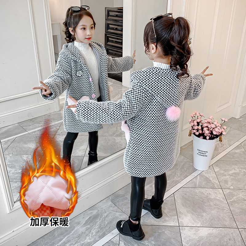 Picture of Autumn and Winter western style coat girls' Korean style medium and large children 7-8 years old 6 thick woolen snow mink velvet hooded coat