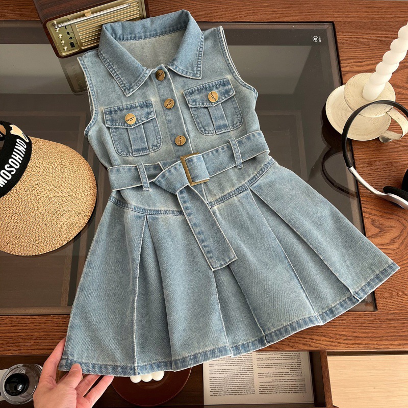 Girls' Fashionable Sleeveless Denim Skirt 2024 Summer New Korean Style Children's Lapel Waist Vest for Baby dress