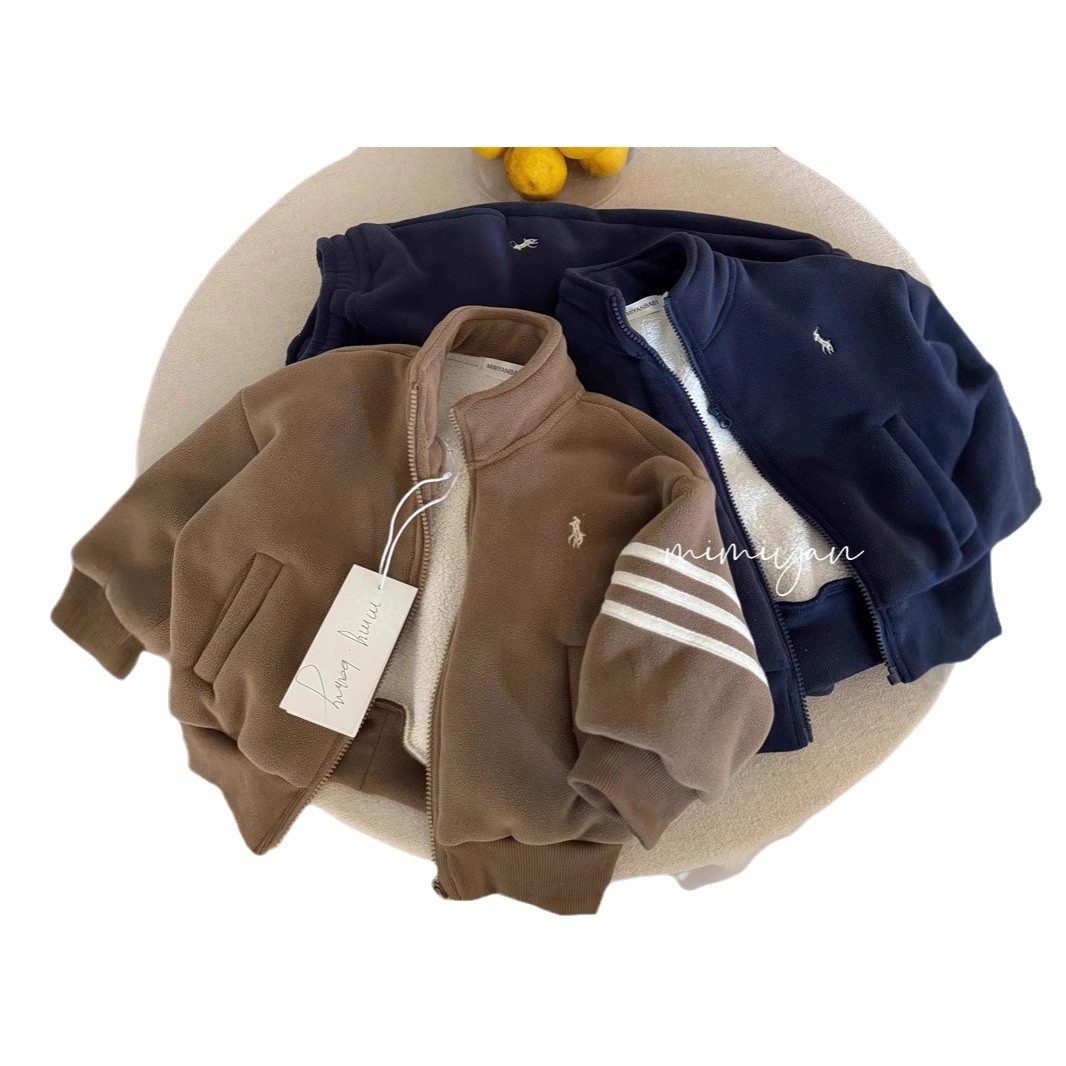 Picture of Spot Autumn and Winter New Kidsren's Velvet Warm Jackets for Boys and Girls Ollie Velvet Jackets Casual Trendy Two-Piece Set