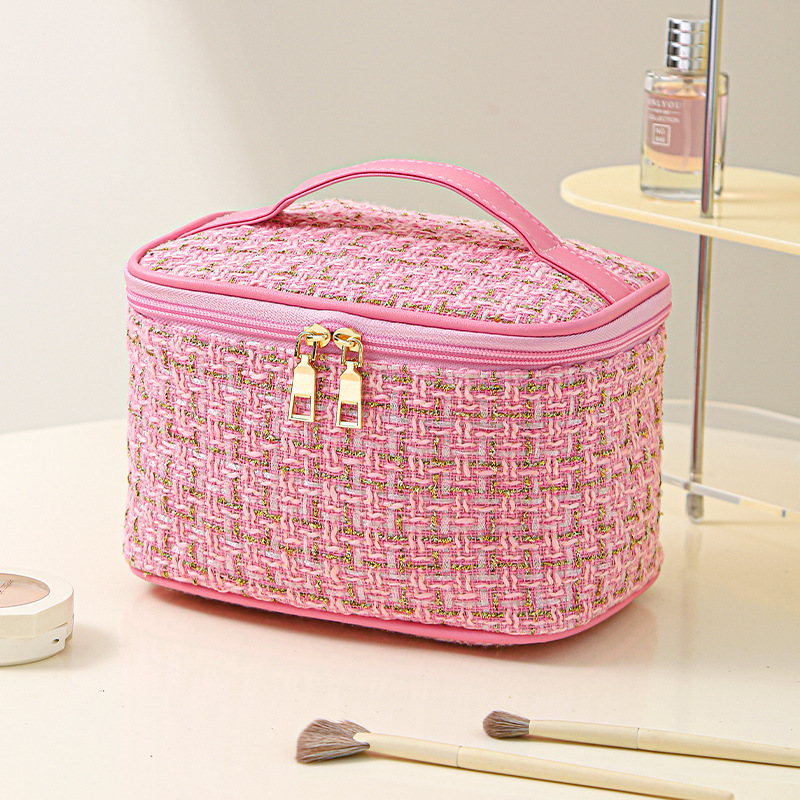 Picture of High-End Small Fragrance Large-Capacity Cosmetic Bag, Skin Care Product Storage Toiletry Bag, Travel Portable Storage Bag